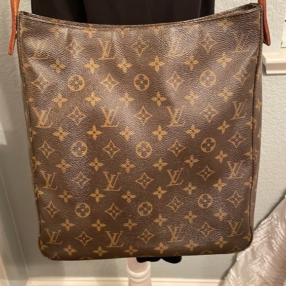 Louis Vuitton GM Looping bag - Picture 16 of 16